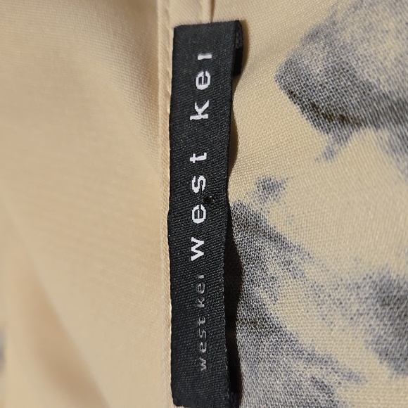 WEST KEI Floral Hi-Lo Dress in Ivory/Gray - Picture 10 of 11